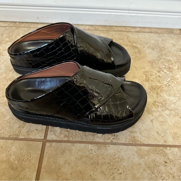 GANNI CROSS OVER PATENT LEATHER SNAKE SANDAL size 37 - Picture 5 of 9